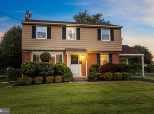 224 Crestview Rd, Hatboro, PA 19040