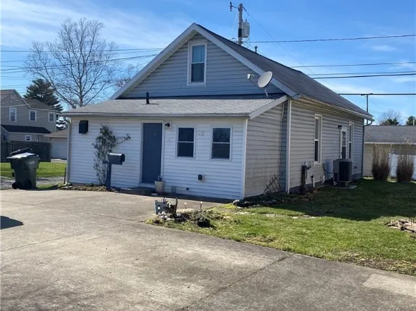 615 E Front St, Dover, OH 44622