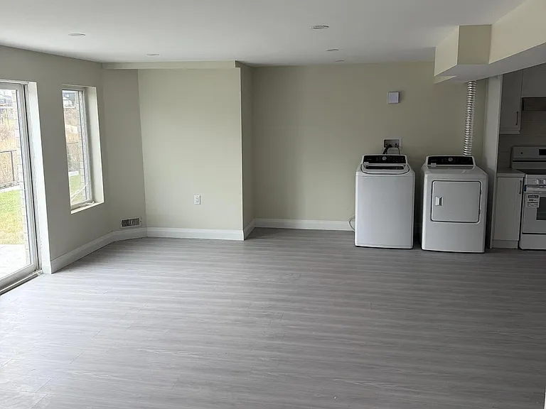 1266 Silverfox Dr #BASEMENT — Photo 8