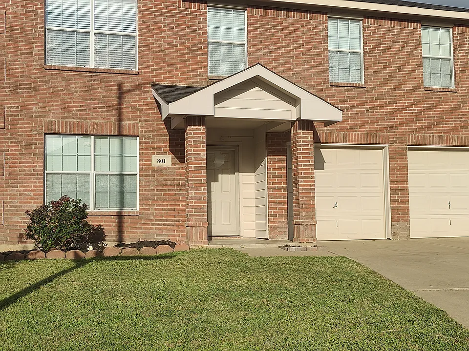 801 Green Heath Ave