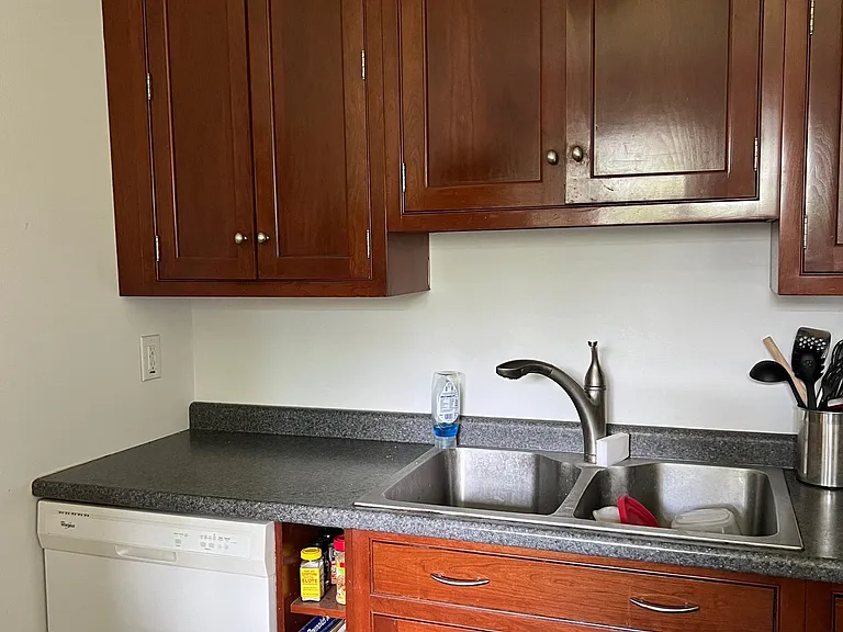 1374 Harpst St #2 — Photo 9