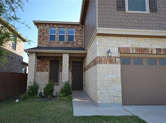 2nd image of 1525 Constanta Dr