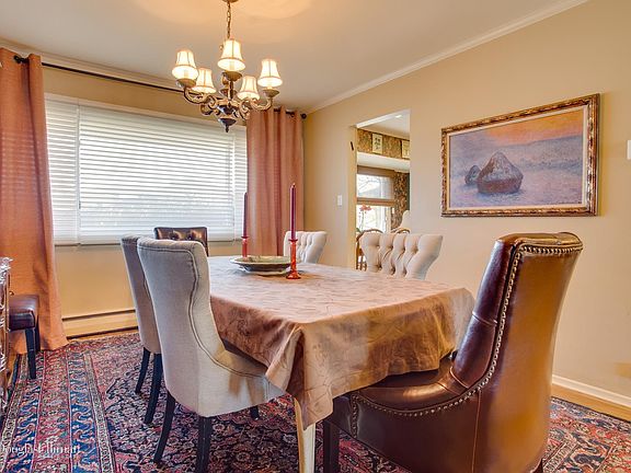 5th image of 22 Briar Ln