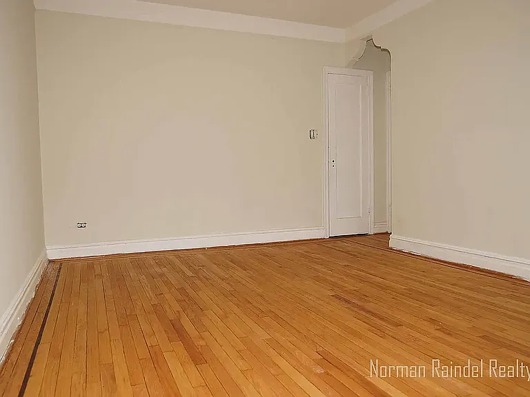 8223 Bay Pkwy #B-1 — Photo 12