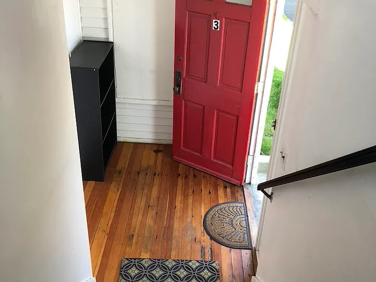639 Lincoln St #3 — Photo 2