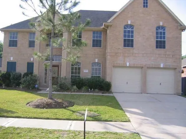 2402 Sparrow Branch Ct, Sugar Land, TX 77479