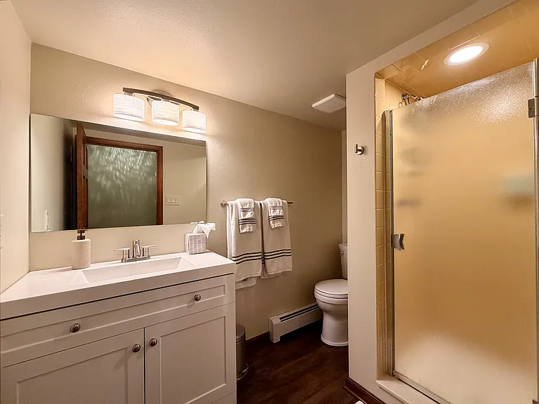 2225 Jewel St — Photo 43
