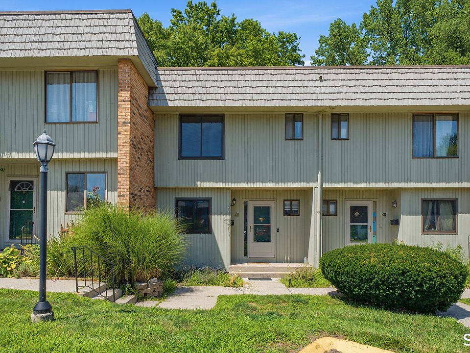 1st image of 40 Chestnut Court #40