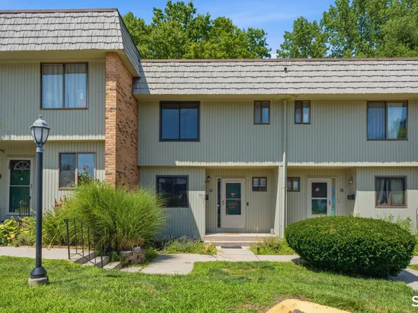 40 Chestnut Court #40, Cromwell, CT 06416