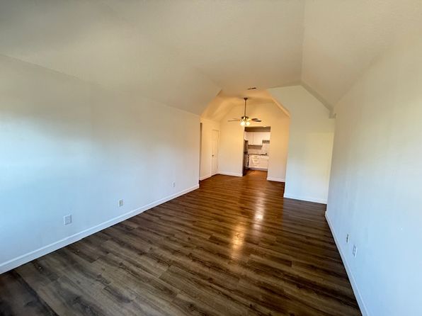 1110 Barrington Ln #1