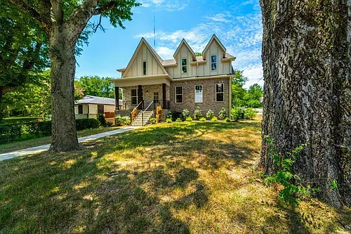 131 Oceola Ave Photo 1