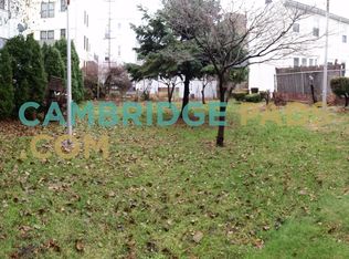 124 Spring St #1, Cambridge, MA 02141