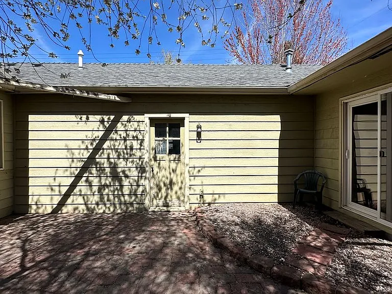 Tumalo Ave, 245 NW - 00245-TUMA-00 — Photo 30