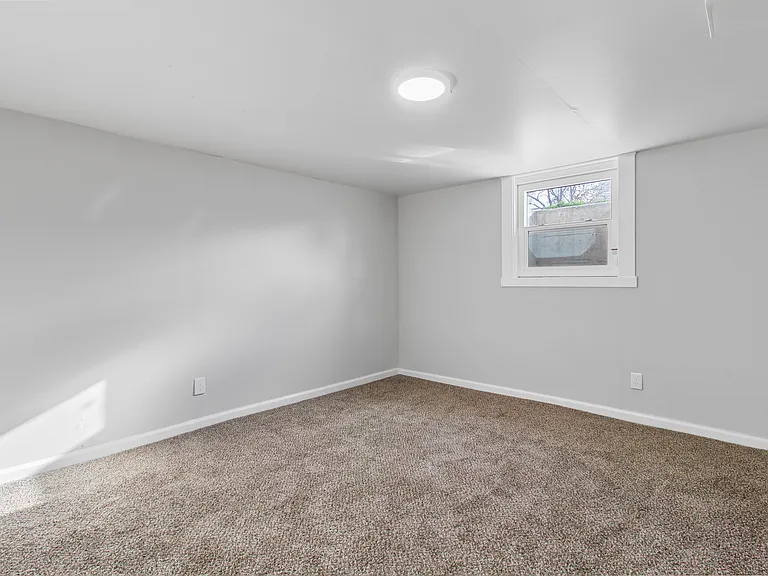 303 Jackson St #C — Photo 17