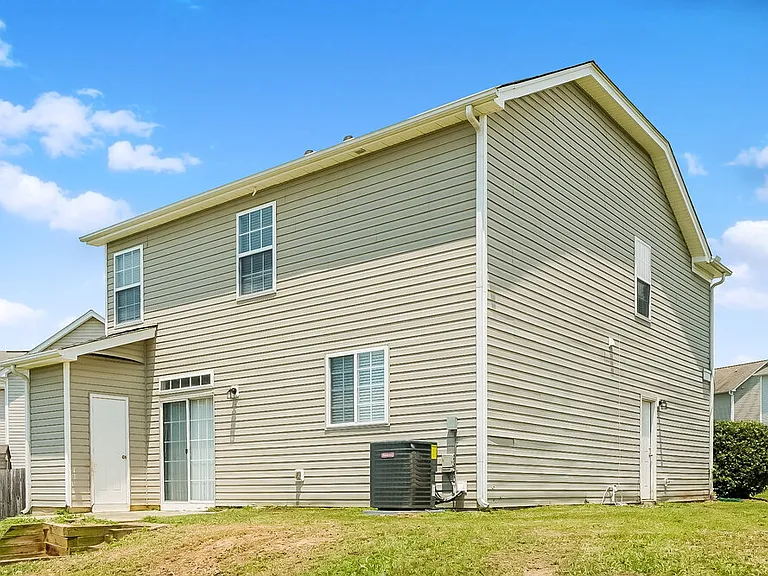 5200 Tant Cir — Photo 17