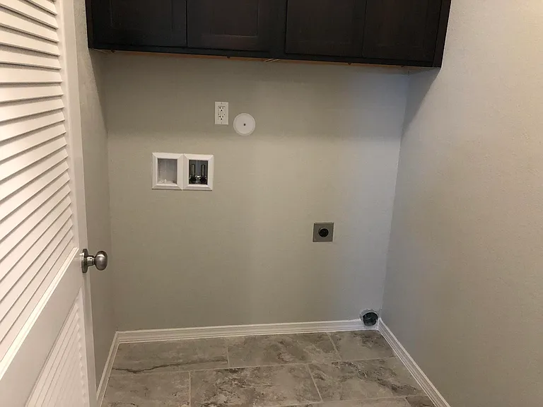 825 Whitebrush Dr — Photo 7