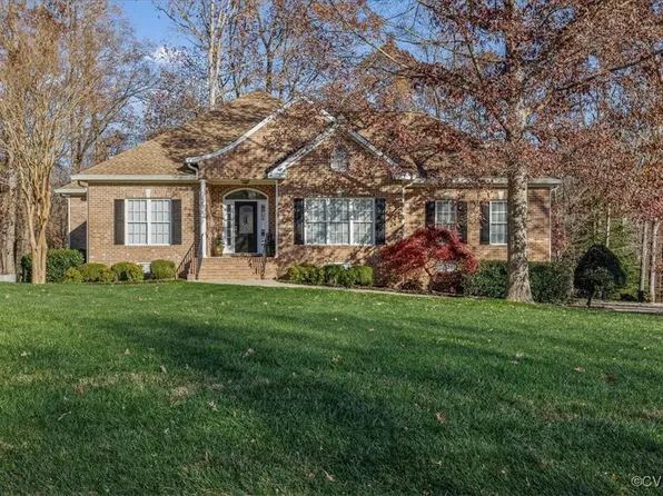 14443 Woodland Hill Dr, South Chesterfield, VA 23834