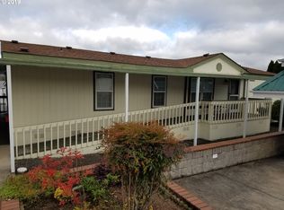 114 W Riverridge Ave, Roseburg, OR 97471