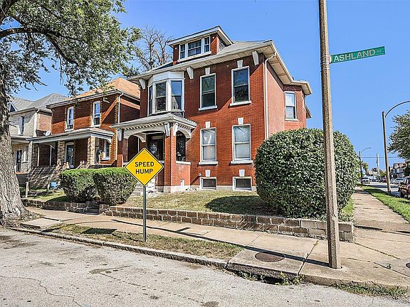 2nd image of 4431 Ashland Ave