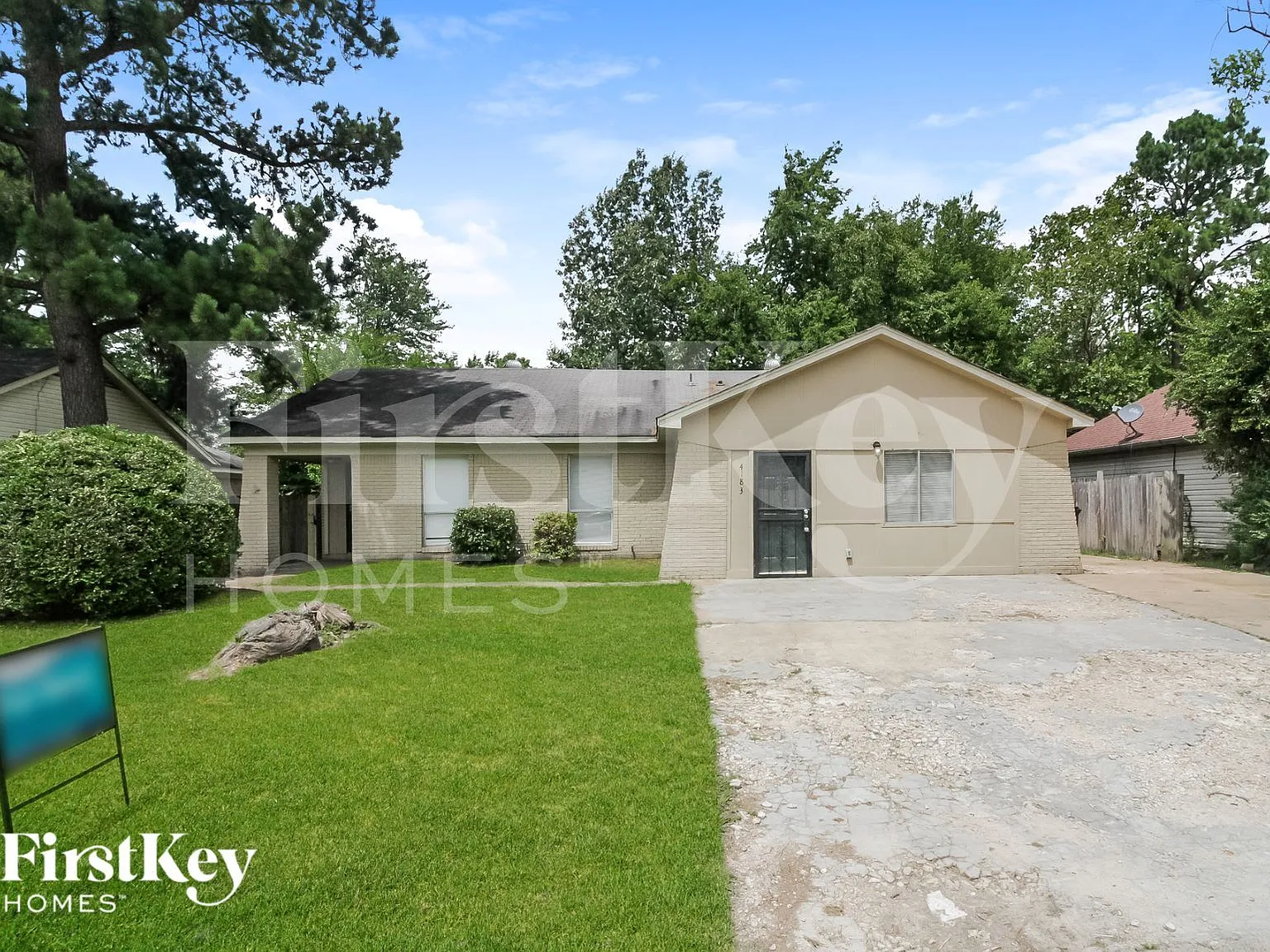 3 bed, 2.0 bath, 1781 sqft, $1,380 — Photo 1