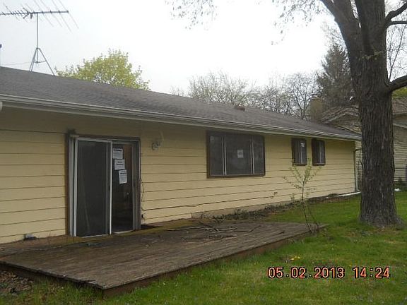 3rd image of 311 N Schubert St