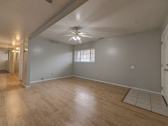 3rd image of 1273 N Riverside Ave #3
