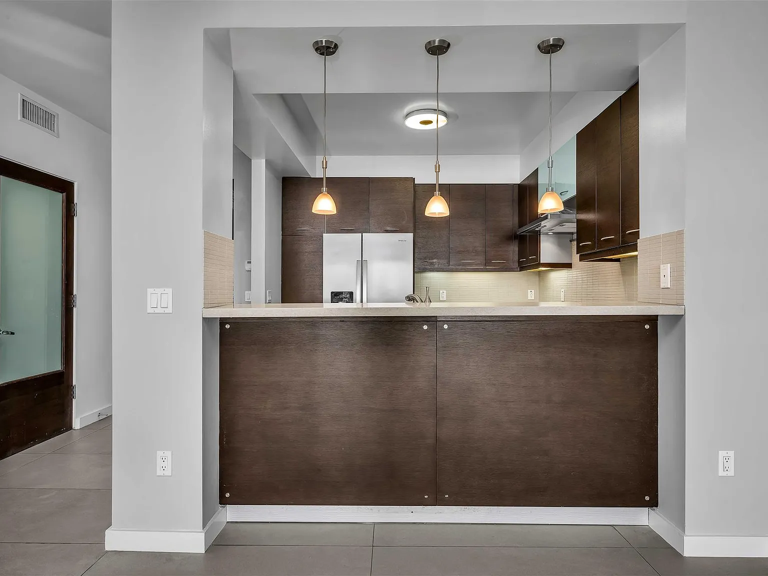 12026 Wilshire Blvd — Photo 2