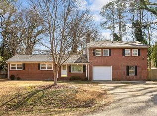 103 York Ln, Yorktown, VA 23692