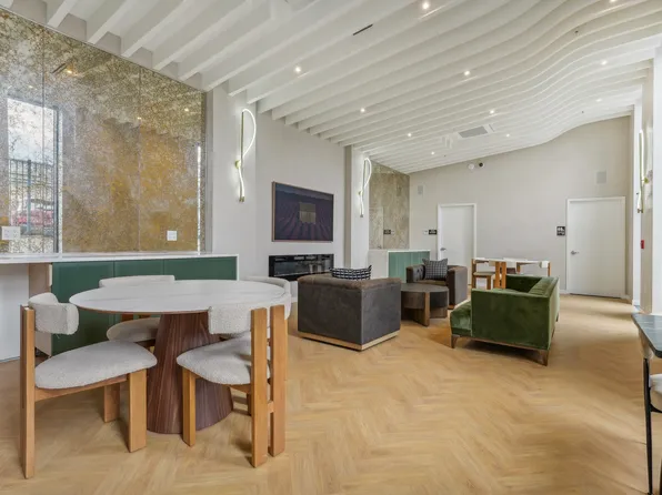 39-43 West 25th Street image 22 of 25