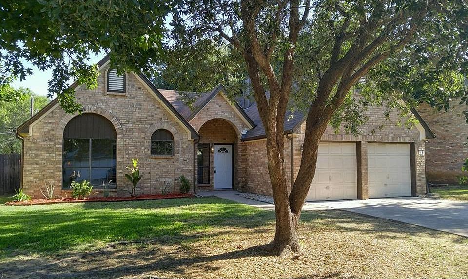 1st image of 803 Ackers Dr