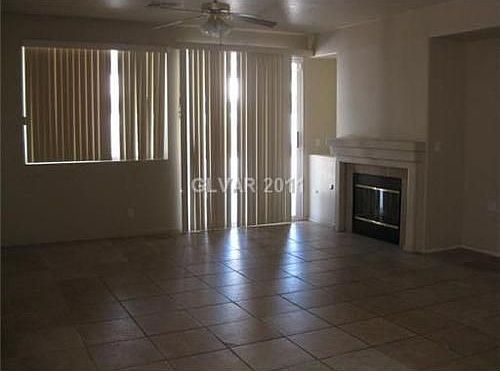 3rd image of 922 Cornerstone Pl