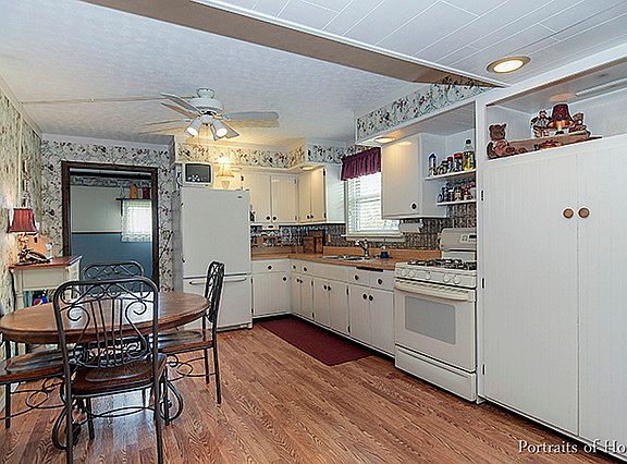 2nd image of 1244 Elm Dr