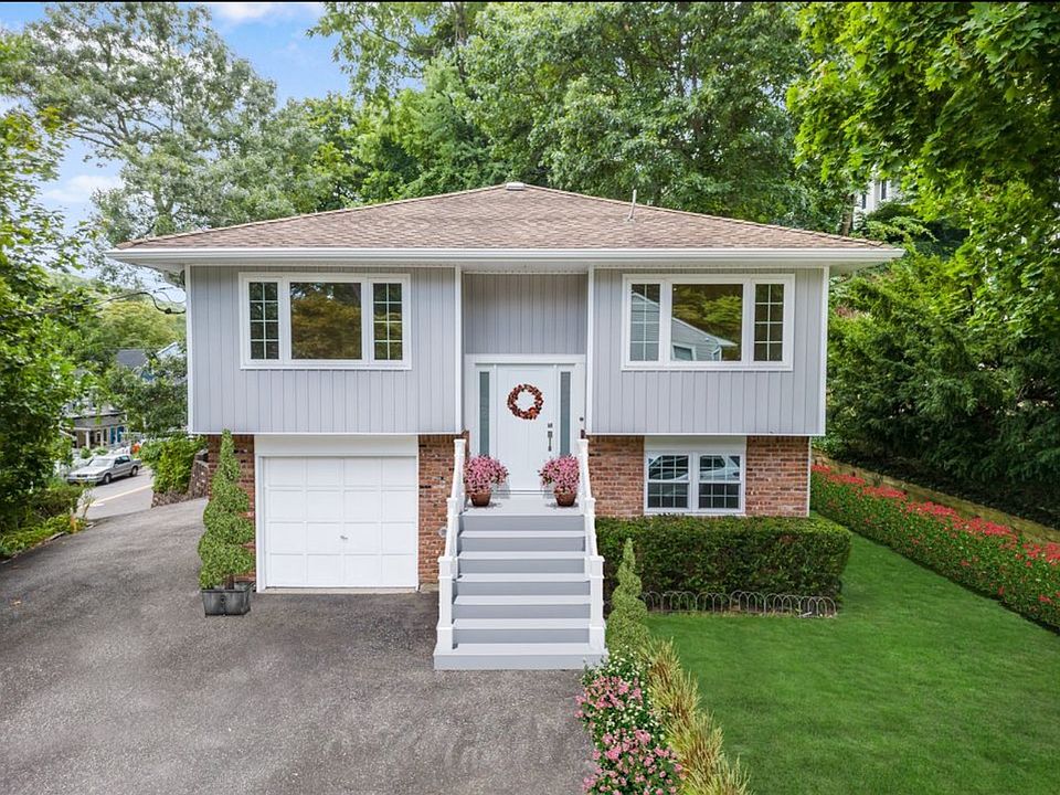 1st image of 6 Ski Ln