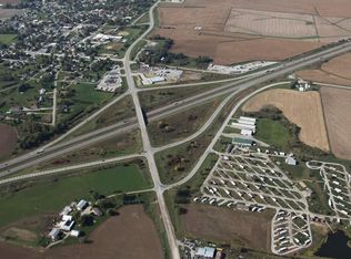 5486 32nd Ave, Center Point, IA 52213