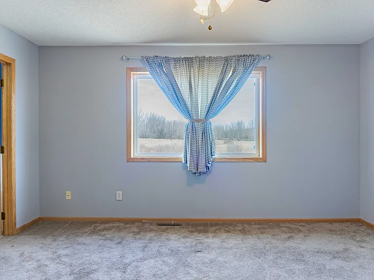 2112 Blake Ave — Photo 28