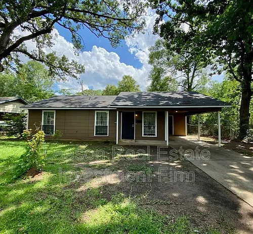 629 David Dr Photo 1