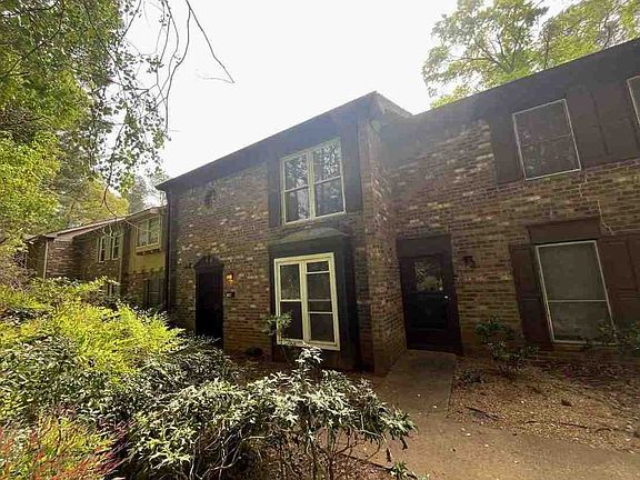 2nd image of 714 Garden View Dr