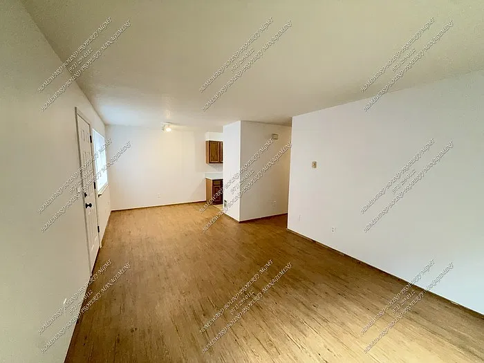 2 bed, 1.0 bath, 600 sqft, $1,450 — Photo 4
