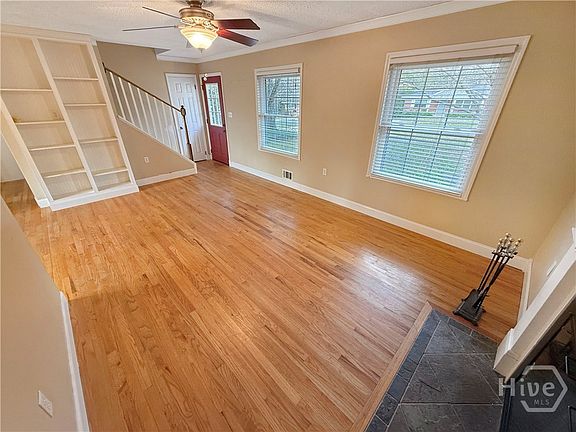 4th image of 1500 Bouldercrest Circle