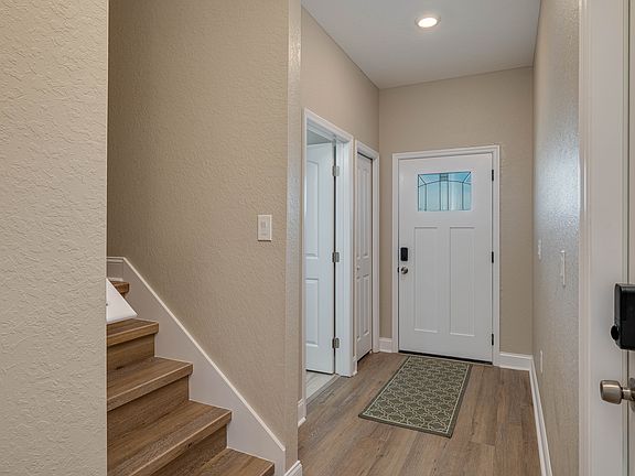 3rd image of 1190 Oak Hammock Dr