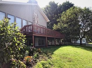 6 E Lake Rd, Hamilton, NY 13346