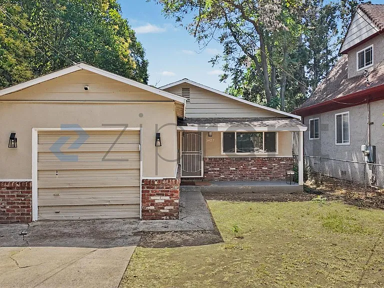 3422 9th Ave — Photo 1