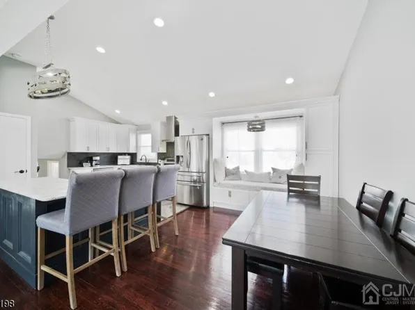 3 S Gate, Springfield, NJ 07081