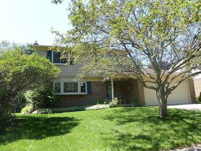 1st image of 436 Old Creek Dr