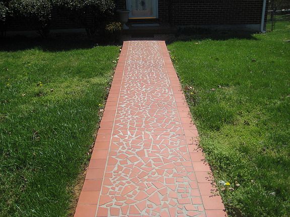 2nd image of 1443 Guildhall Ave NW