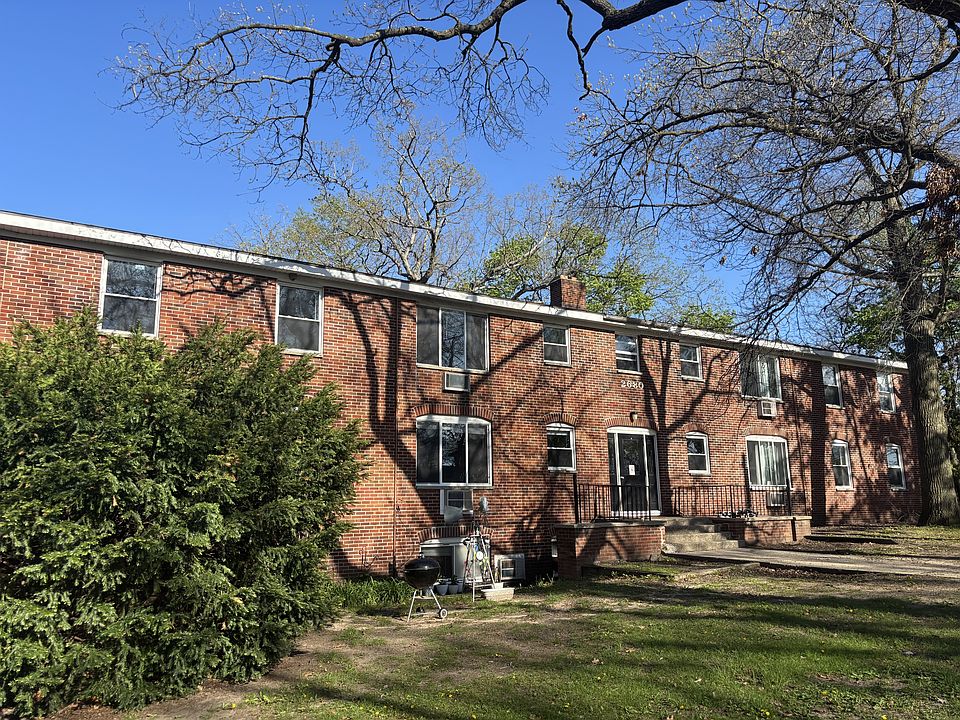 2nd image of 2680 Woodward Ave SW APT 12