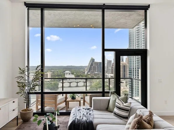 70 Rainey St #2208, Austin, TX 78701