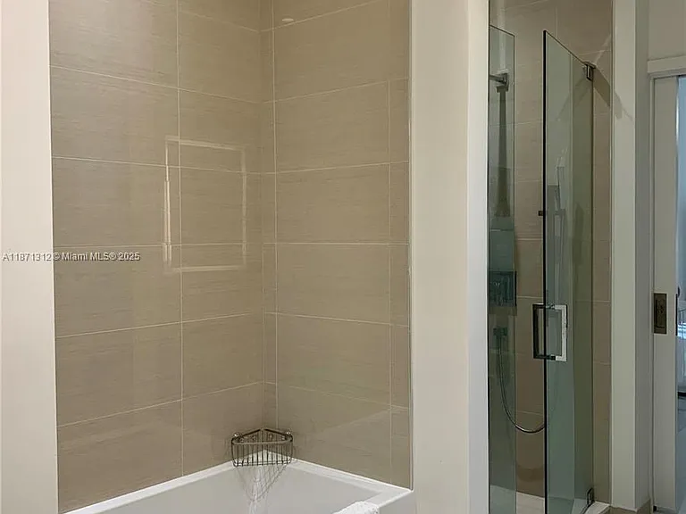 851 NE 1st Ave #502 — Photo 15