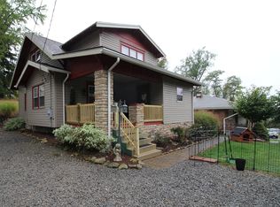 2012 Mercer Rd, New Brighton, PA 15066