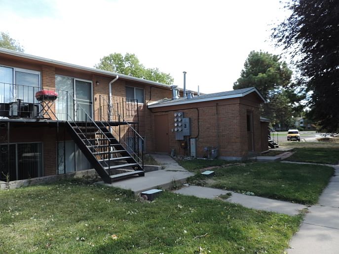2nd image of 4722 E 12th St APT 6
